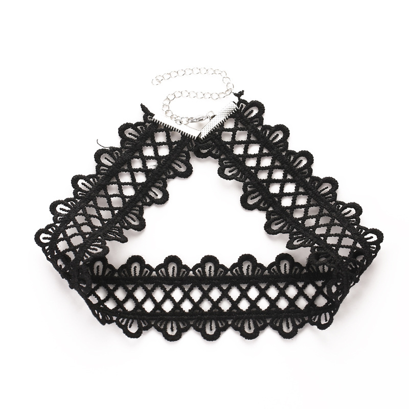 Newest Fashion Necklaces Retro Lace Choker Jewelry Accessories Hollow Out Lace Black Choker Necklace for Couple Lovers Collar Vintage Women Wedding Jewelry