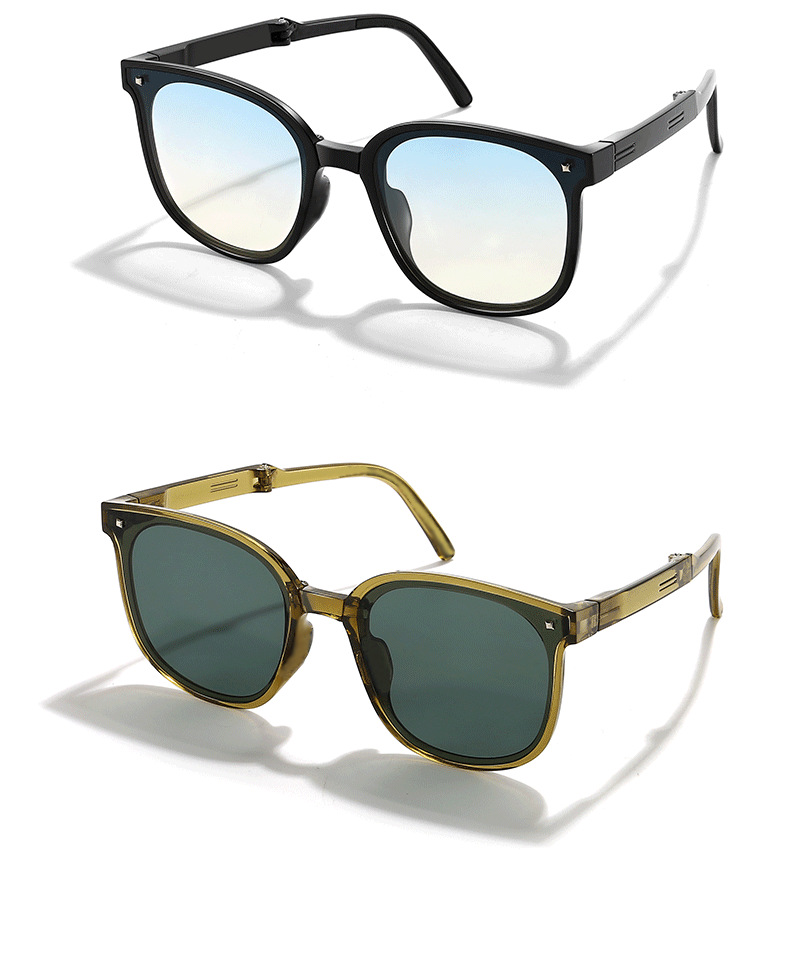 Foldable Ultra Lightweight Polarized Folding Sunglasses with UV400 Protection for Men Women Foldable Eyewear Easy Carry Sun Glasses For Driving Golf Daily Use