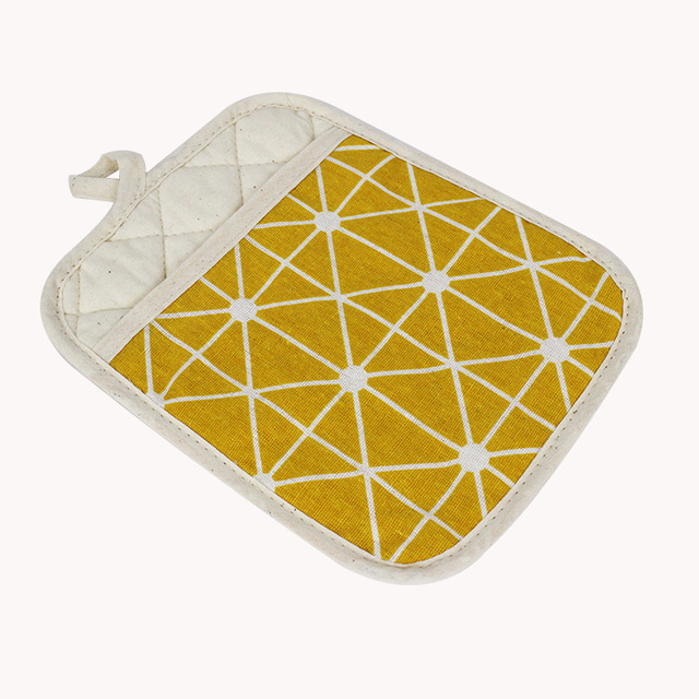 Insulation pads, heat-insulating gloves, kitchen anti-scald bowl pads, fabric multi-function placemats, dual-use