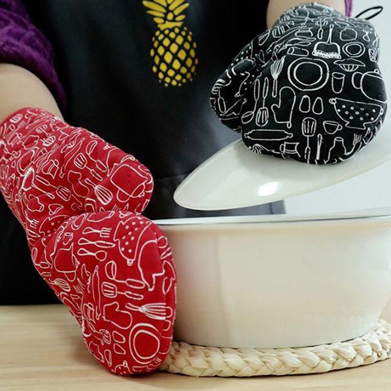 Dining room Kitchen Insulation Pad Cotton Microwave Oven Glove set Oven Mitts Heat