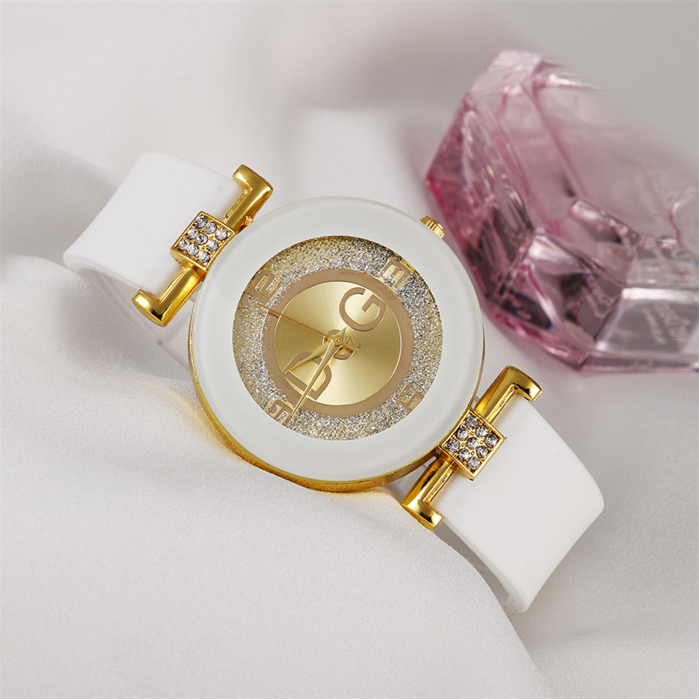Simple Quartz Watches Women Minimalist Design Silicone Strap Wristwatch Big Dial Women's Fashion Creative Watch