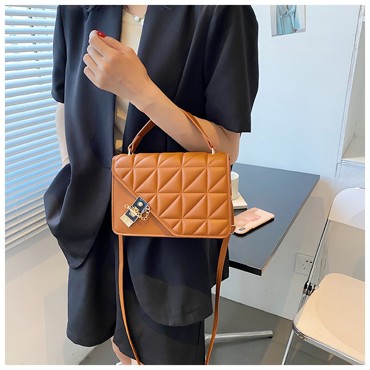 New shoulder bag messenger bag handbag simple chain small bag fashion leisure diamond lattice women's bag small square bag gift for girlfriend