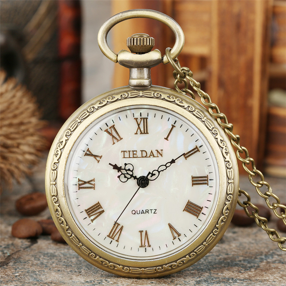 Bronze Retro Roman Numerals Display Quartz Pocket Watch Vintage Pendant Clock for Men Women Fob Sweater Chain /Hanging Chain