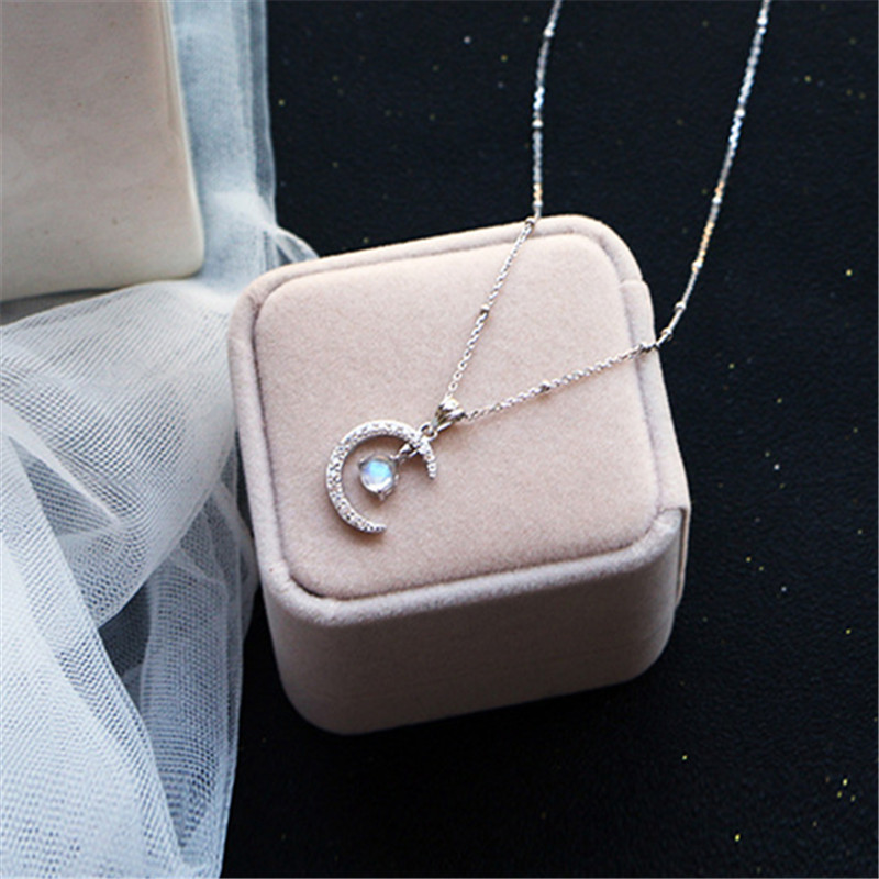 925 Sterling Silver Moonstone Zircon Moon Charm Necklace Creative Elegant Clavicle Chain Party Jewelry For Women Choker