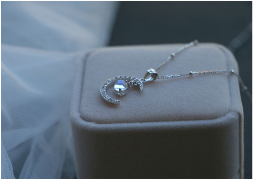 925 Sterling Silver Moonstone Zircon Moon Charm Necklace Creative Elegant Clavicle Chain Party Jewelry For Women Choker