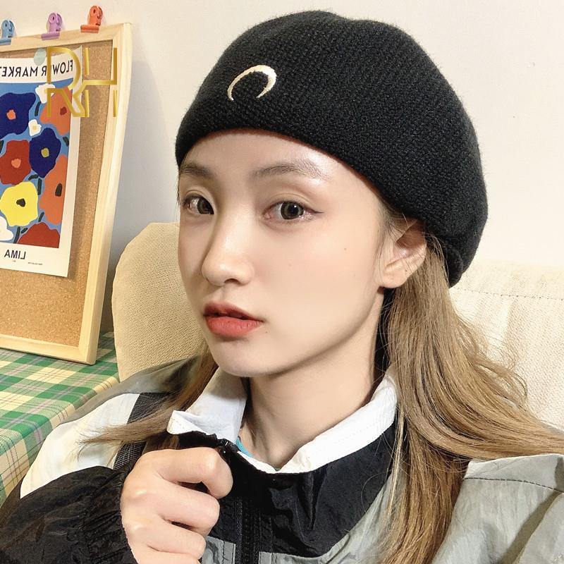 Knit Winter Warm Black Beret Female French Artist Beanie Hat Gothic Punk Style Retro Moon Embroidery Women Painter Hat