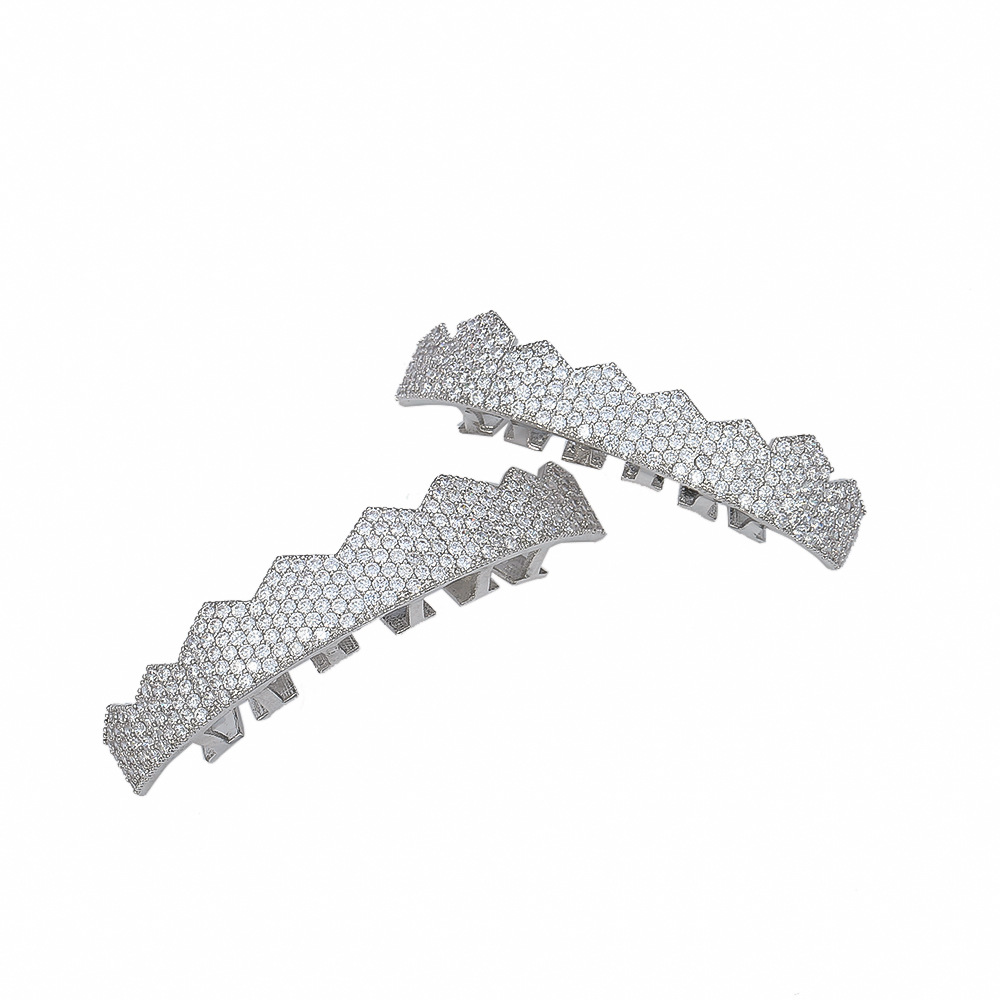 Iced Out Gold Silver Color Teeth Grillz Micro Pave Cubic Zircon Top & Bottom Teeth Grills Set Hip Hop Men Jewelry Gifts