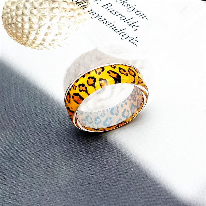 Fashion Vintage Resin Acrylic Geometric Leopard Print Amber Finger Round Ring For Women Girls Party Accessories