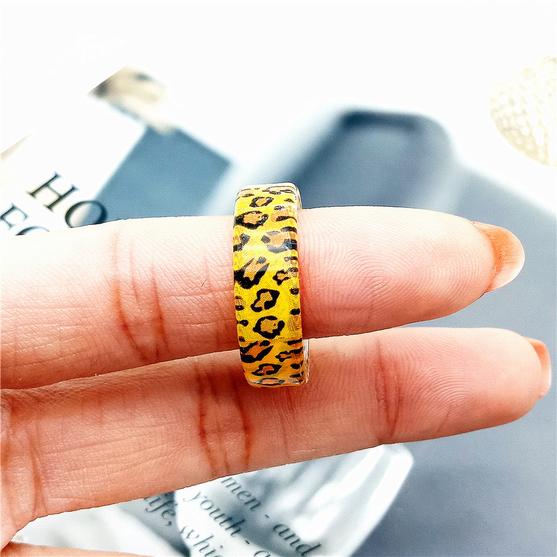 Fashion Vintage Resin Acrylic Geometric Leopard Print Amber Finger Round Ring For Women Girls Party Accessories