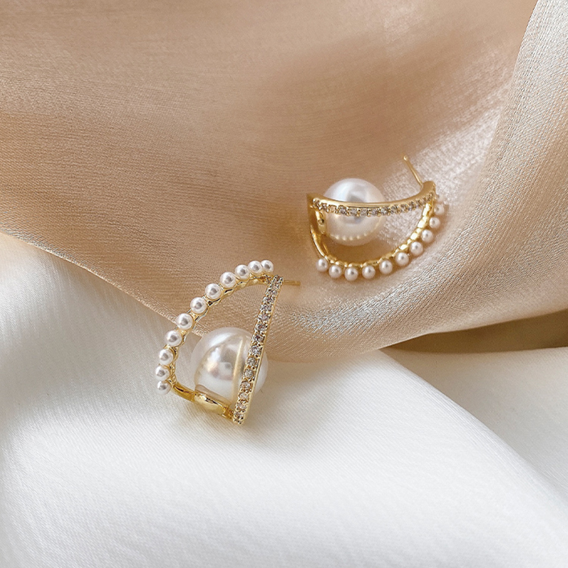 Unique Design gold Pearl Earrings For Woman Jewelry Goth Accessories Party Girl's Luxury Unusual Earrings