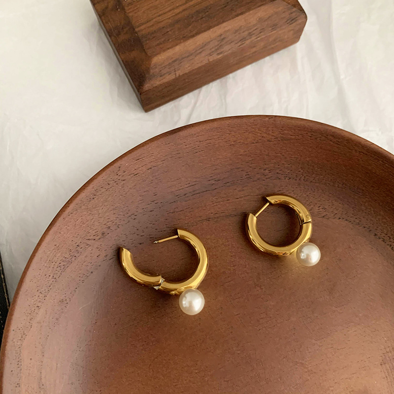 Fashion Smooth Surface Pearl  Hoop Earrings For Women Simplicity Romantic Temperament Jewelry Gift