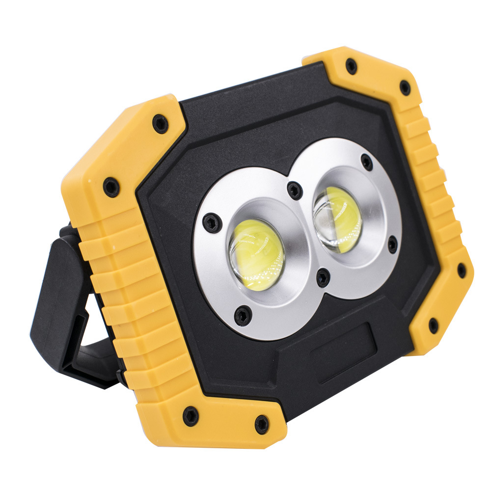 1pcs Led Portable Spotlight Led Work Light Rechargeable Outdoor Lampe For Hunting Camping Latern Flashlight
