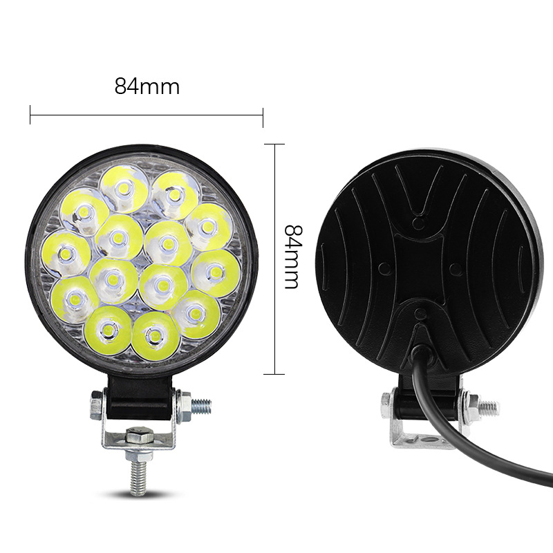 2pc LED Work Light Car Headlight Fog light 48W LED front Spotlight 12V Car LED For Engineering SUV Searchlight truck work vehicle