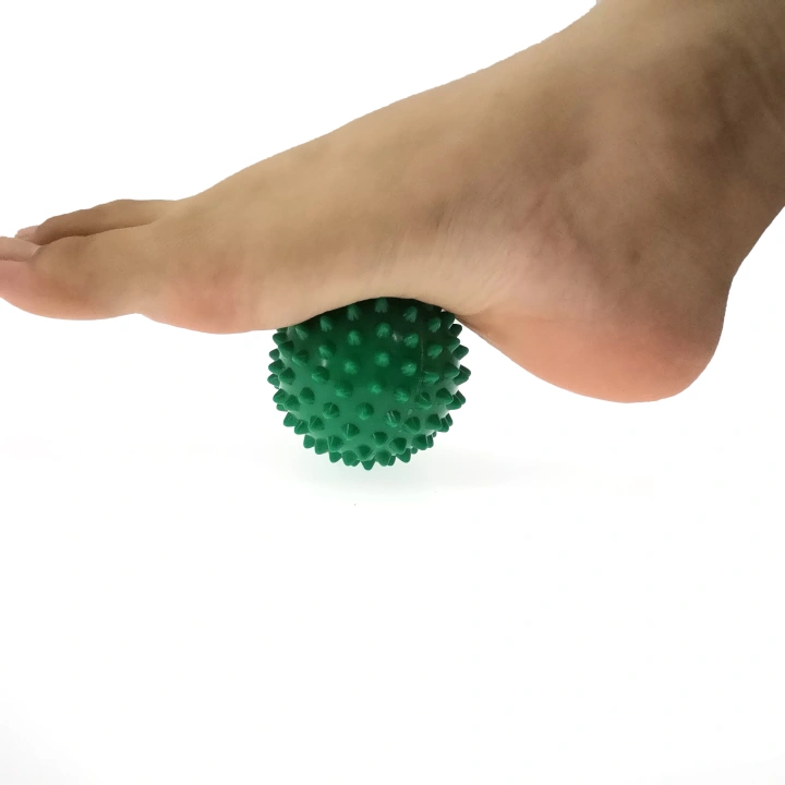 Durable PVC Spiky Massage Ball Trigger Point Sport Fitness Hand Foot Pain Relief Plantar Fasciitis Reliever Hedgehog 7cm Balls Personal Care Health Care