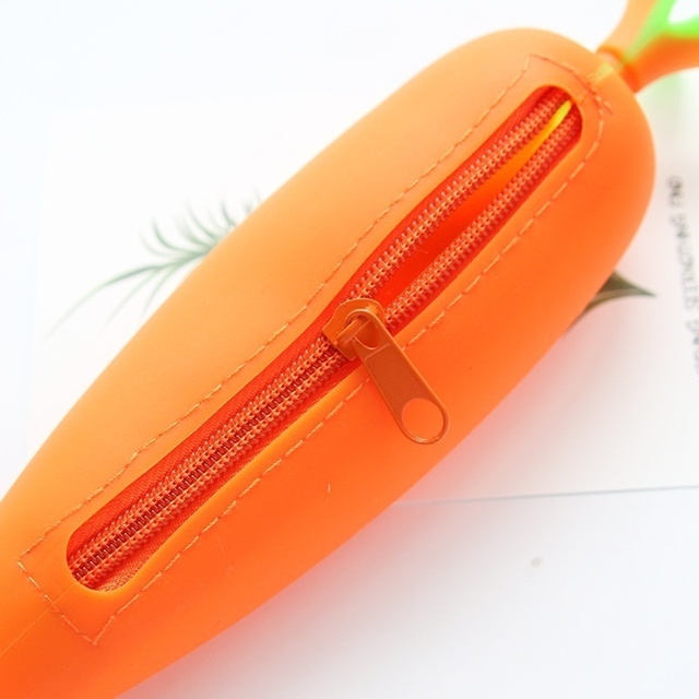 1 Pc Novelty Silicone Stationery Carrot Pencil Pen Case Students Prize Gift School Supplies