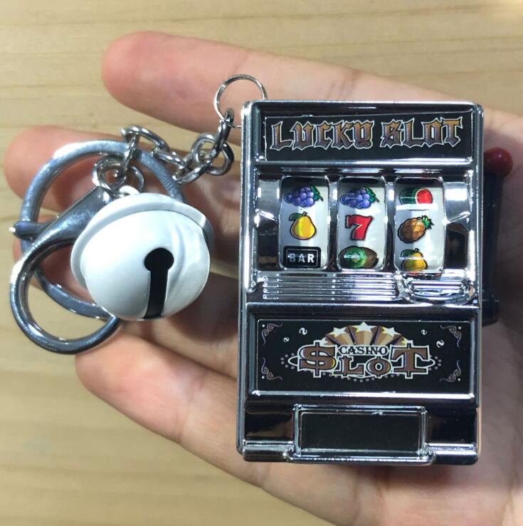 phone keychain casino Pendant Classic Game Machine Children's Handheld playstation keychain arcade keychain Men key Accessories
