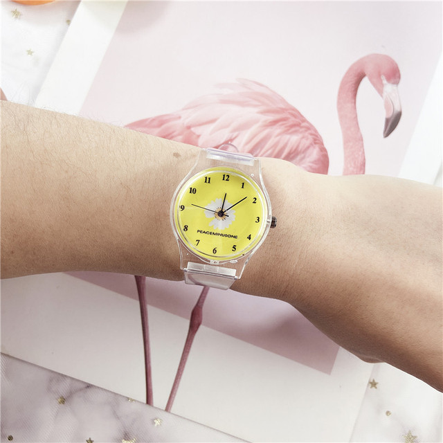 2020 small daisy elegant flower watch ladies fashion casual quartz watch simple ladies clock gift simple