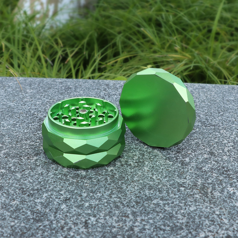 4-layer Metal Weed Grinder 63MM/2.48inch Diamond Cut Surface Tobacco Herb Grass Grinder Herbal Crusher Smoking Kitchen Accessories