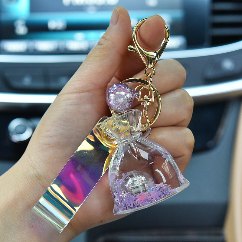 Creative Acrylic Glow Lucky Bag Liquid Keychain Quicksand Bottle Key Chains For Girl Bag Pendant Car Keyring Trinket Lovely Gift