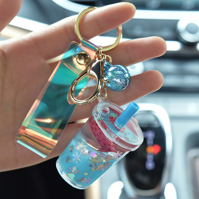 Creative Quicksand Sequin Fruit Strawberry Keychains Cartoon Moving Liquid Milk Tea Cup Keyring Bag Pendant Car Key Chain Gifts