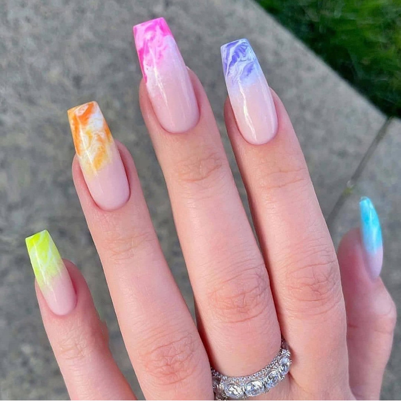 Smudged rainbow armor wearing armor long fake nail patch long ballet armor