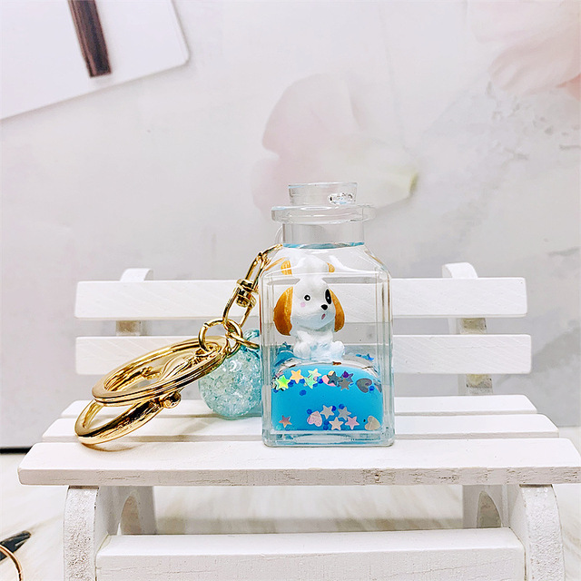 Creative Perfume Bottle Pug Floating Liquid Keychain For Women Bag Pendant Cartoon Quicksand Liquid Wishing Bottle Keyring Gifts