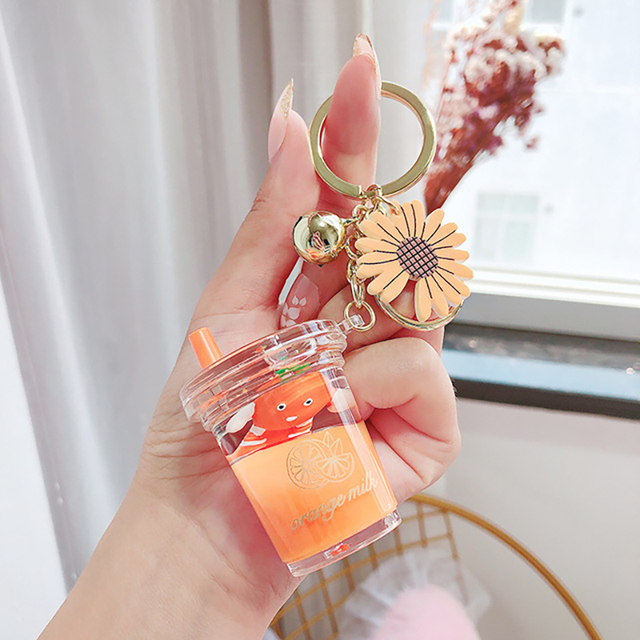 Cartoon Fruit Daisy Keychain Acrylic Moving Liquid Quicksand Drift Bottle Keyring for Women Couple Bag Charm Key Chains