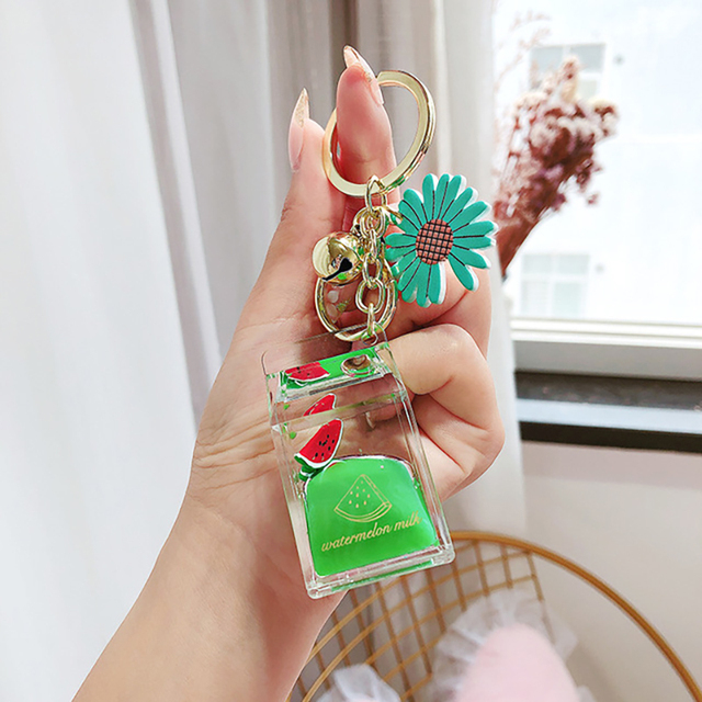 Cartoon Fruit Daisy Keychain Acrylic Moving Liquid Quicksand Drift Bottle Keyring for Women Couple Bag Charm Key Chains