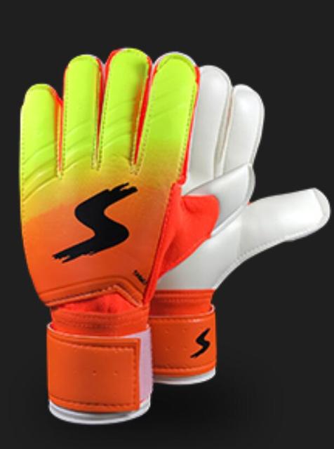 Wholesale Custom Gradient PU Latex Goalkeeper Gloves Finger Protection Soccer Goalie Gloves Anti Slip Football Goalkeeper Gloves