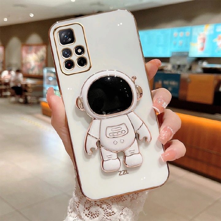 Phone Case for Xiaomi Redmi 12C 10C 10A A1 Plus Note 12 11 10 9 Pro 11S 10S 9S 9C 9A 9T 9 Mi 12 11 10 12T 11T Pro Lite POCO X5 M4 X4 Pro F4 Electroplated Astronaut Bracket Anti-Drop Protective Cover