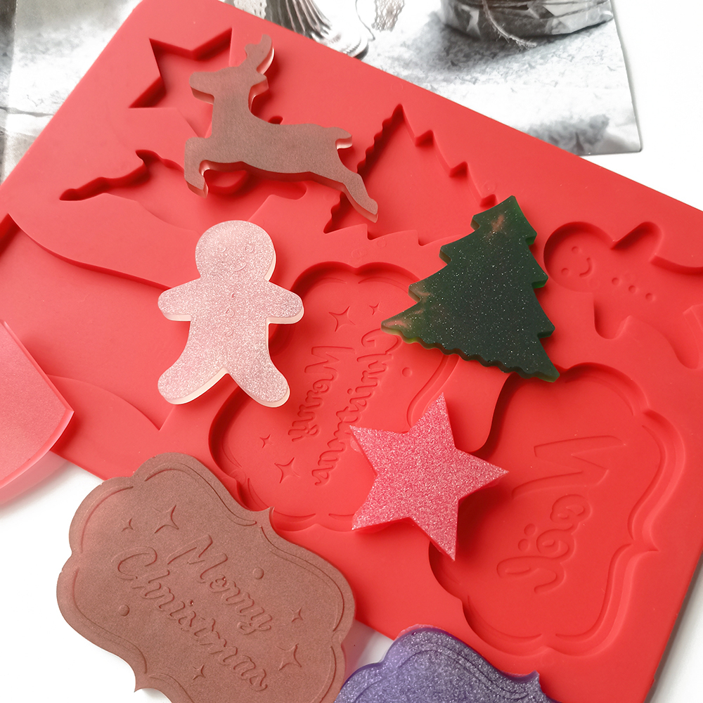 New Christmas Silicone Chocolate Cake Biscuit Mold Mousse Mould Cookies 3D DIY 7 Shape Handmade Kitchen Baking Tools Accessories