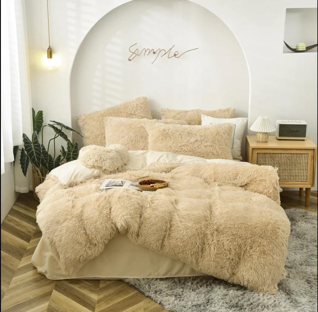 6pc Luxury designs Velvet plush Fluffy Duvet set