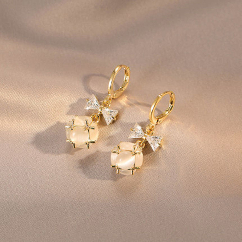 Pink opal ball ear buckle women's bow anti-loss design sense versatile earrings 2022 new design