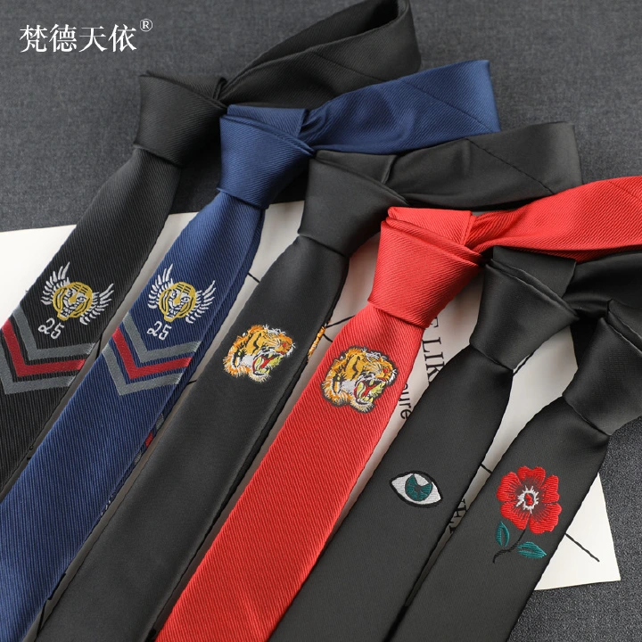 Embroidery ms black red tie positioning male han edition flowers embroidered British narrow type 5 cm tie