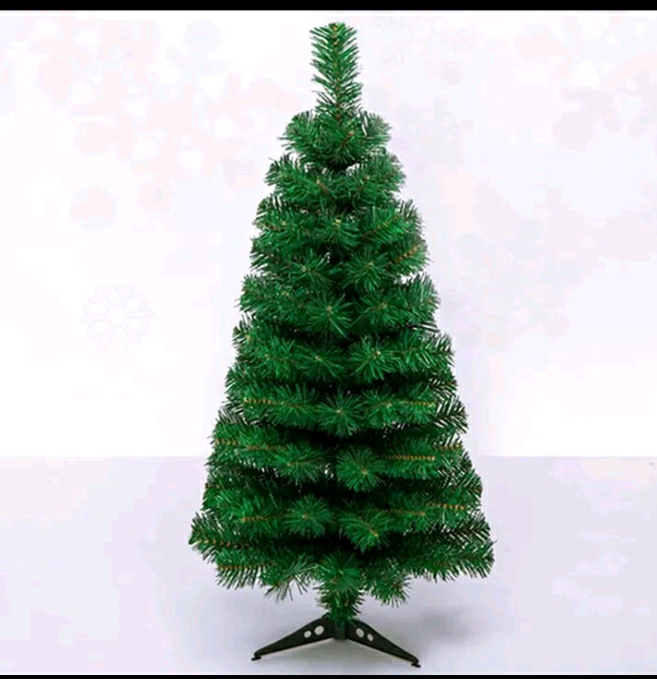 3FT  CHRISTMASS  TREE ,EVE IS HERE WITH US ONE MORE AS WE HAD PROMISED YOUR FAVORITE STORE HAS COME WITH CHRISTMASS TREES Gre