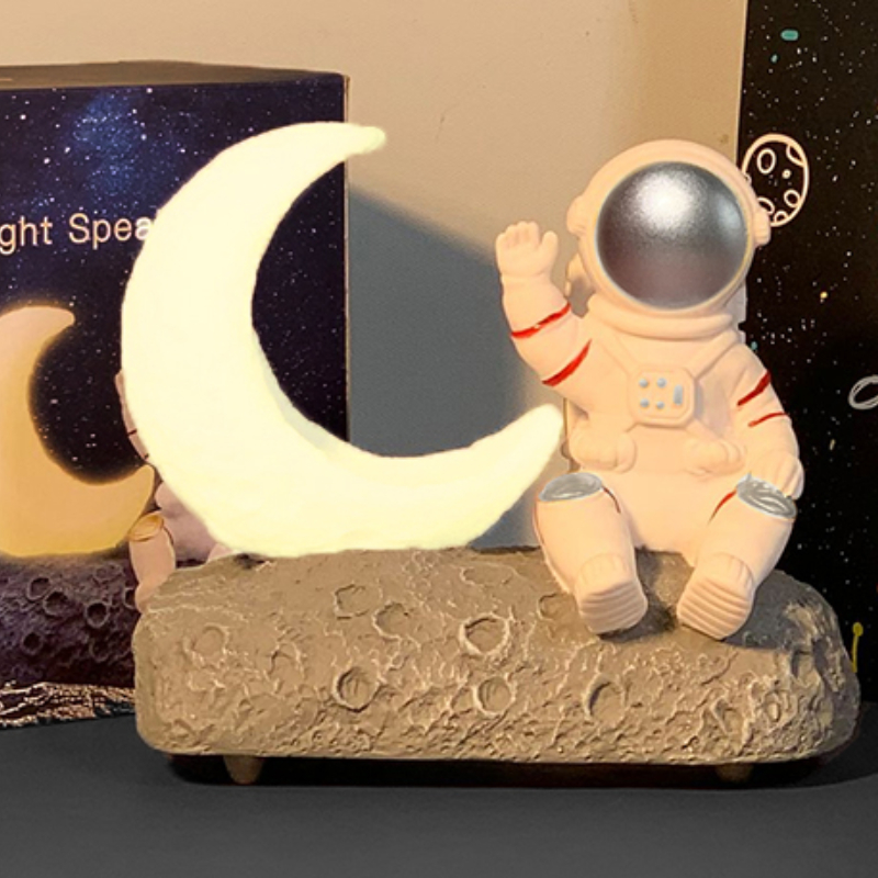 Moon light astronaut luminous Bluetooth speaker astronaut creative gift birthday gift ornament sound