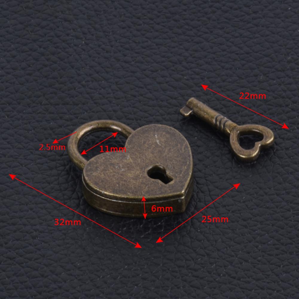 Vintage Heart Shape Vintage OldAntique Style Mini Padlock Bag Travel Suitcase Luggage Box Case Key Lock Wedding Jewelry Box Case