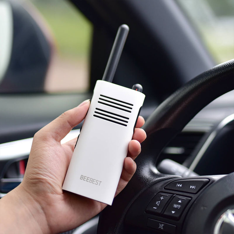 1PC Original New Beebest Smart Walkie talkie 1-15 km call 16 channel anti-jamming Long standby handheld smart interphone