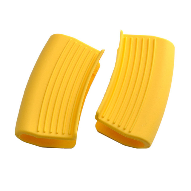 2pcs Non-slip Handle Cover Silicone Heat Resistant Clip Anti-scald Heat Pot Clips Bowel Microwave Oven Gloves Kitchen Gadgets