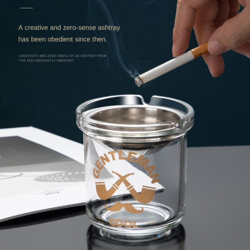 Ashtray home living room anti-fly ash office creative stainless steel funnel ash cup car carrier with cover high-end office desk