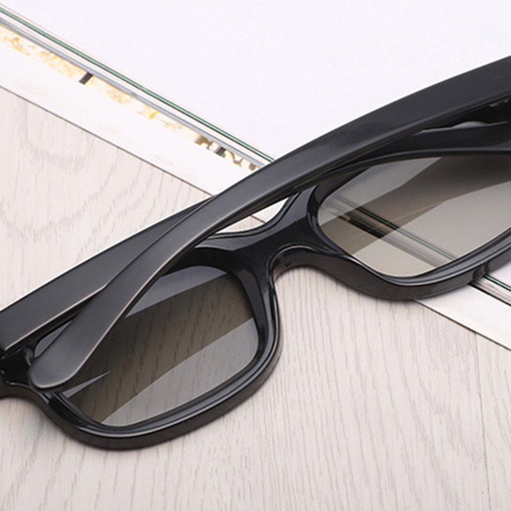 3D Glasses For LG Cinema 3D TV's 2 Pairs Prescription Glasses Gaming and TV Frame Universal Plastic glasses for 3D Movie Game