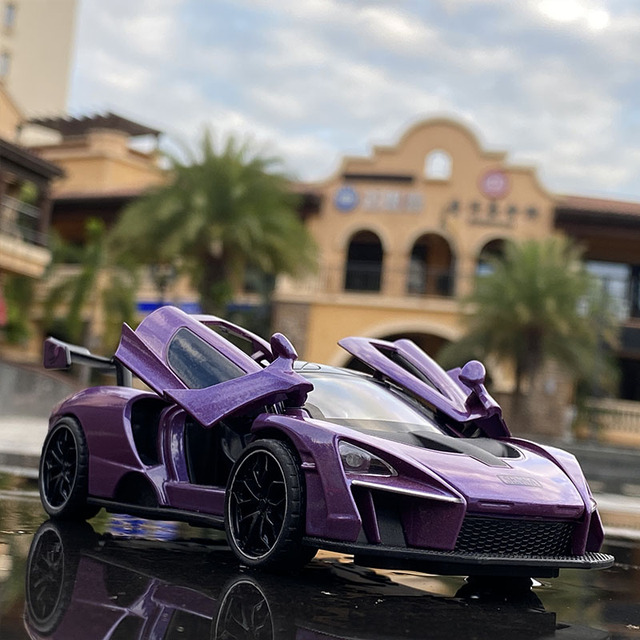 1/32 McLaren Senna Alloy Sports Car Model Diecasts Metal Toy Vehicles Car Model Simulation Sound and Light Collection Kids Gifts