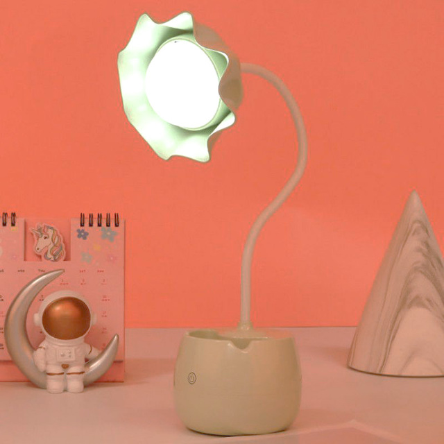 Lamp Eye Protection Charging Plug-In Dual-Use Dormitory Reading And Learning Multi-Function Pen Holder Small Desk Lamp
Portable