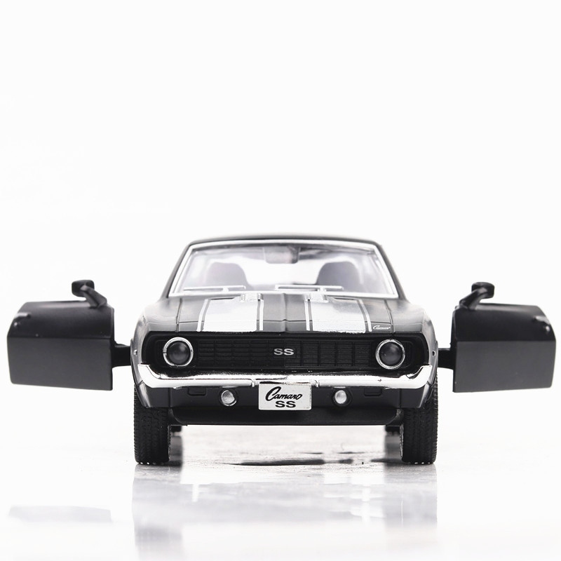 1:36 Chevrolet USA 1969 Camaro SS Vintage Matte Black Diecast Metal Car Model Toy For Collection Gift Kids