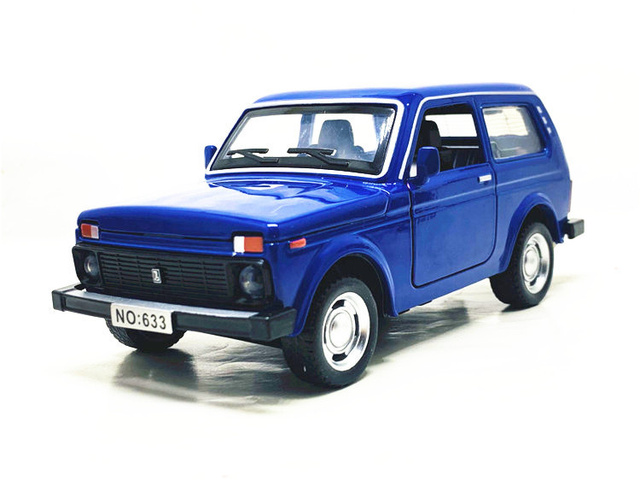 1:32 LADA NIVA Classic Car Alloy Car Diecasts & Toy Vehicles Metal Toy Car Model High Simulation Collection Toys For Children