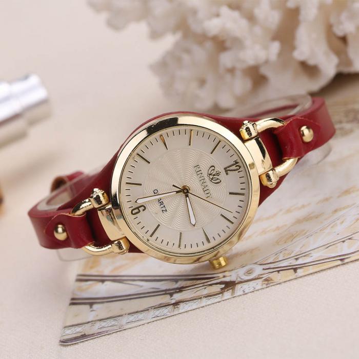 Women Casual Watches Round Dial Rivet PU Leather Strap Wristwatch Ladies Quartz Watch