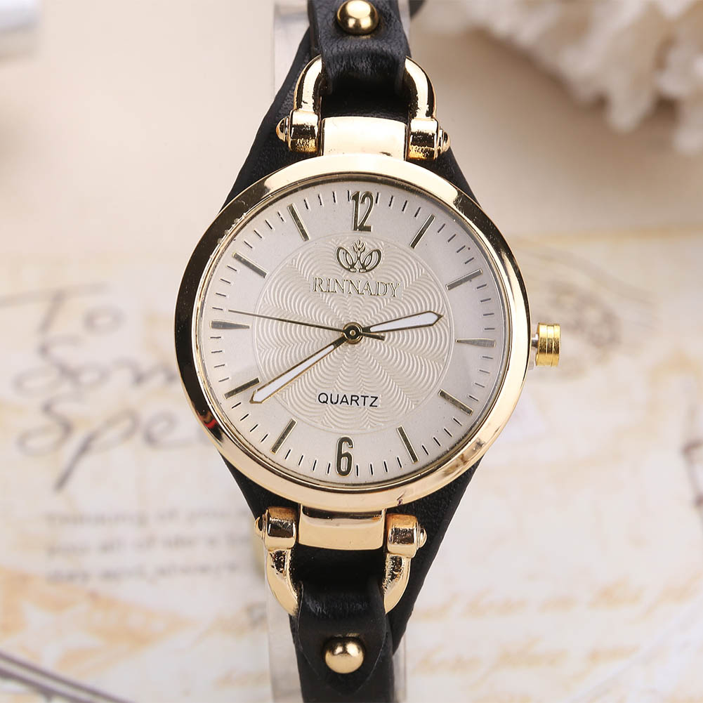 Women Casual Watches Round Dial Rivet PU Leather Strap Wristwatch Ladies Quartz Watch