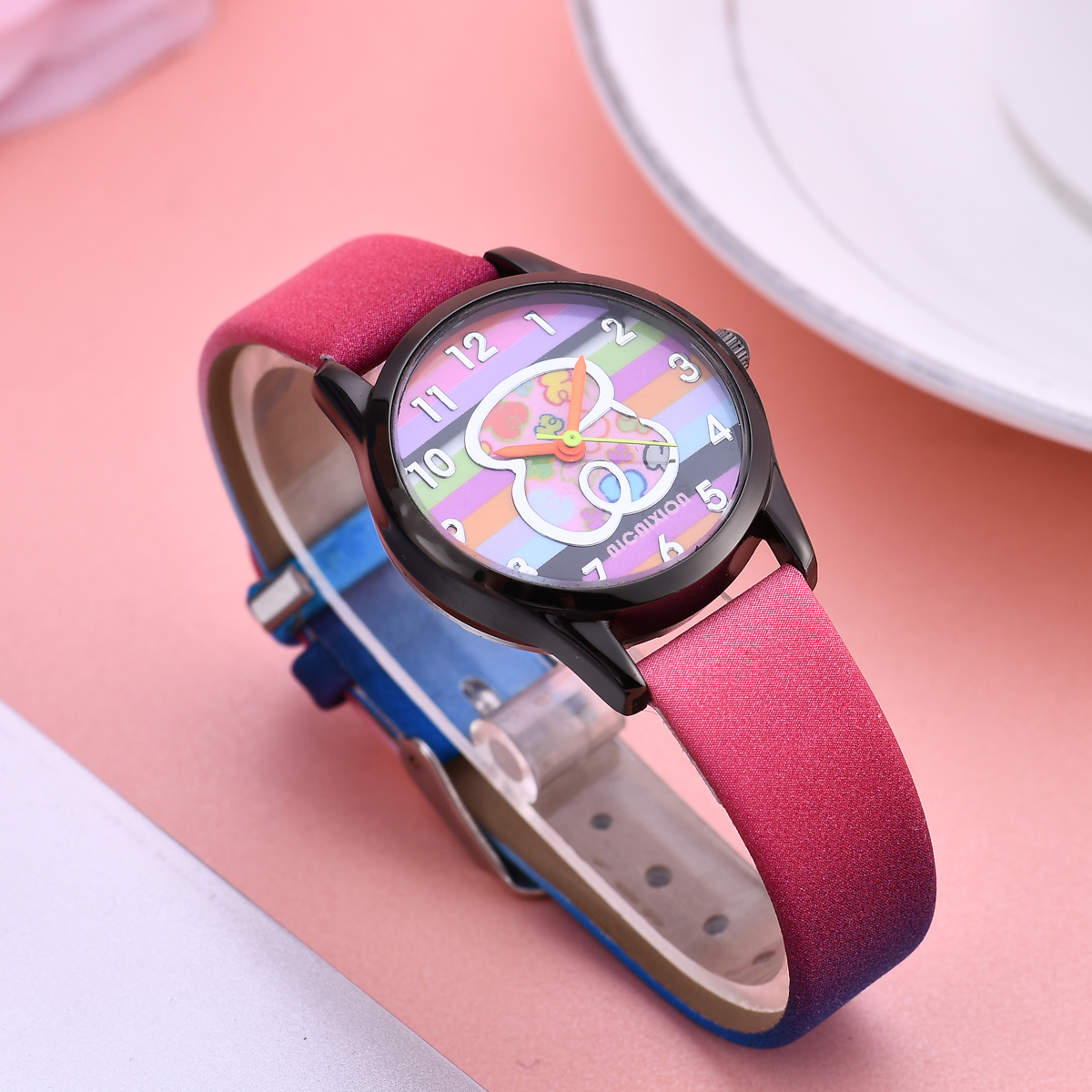 Women Colorful Bear Pattern Watch Fashion Casual Small Dial Leather  Wristwatch