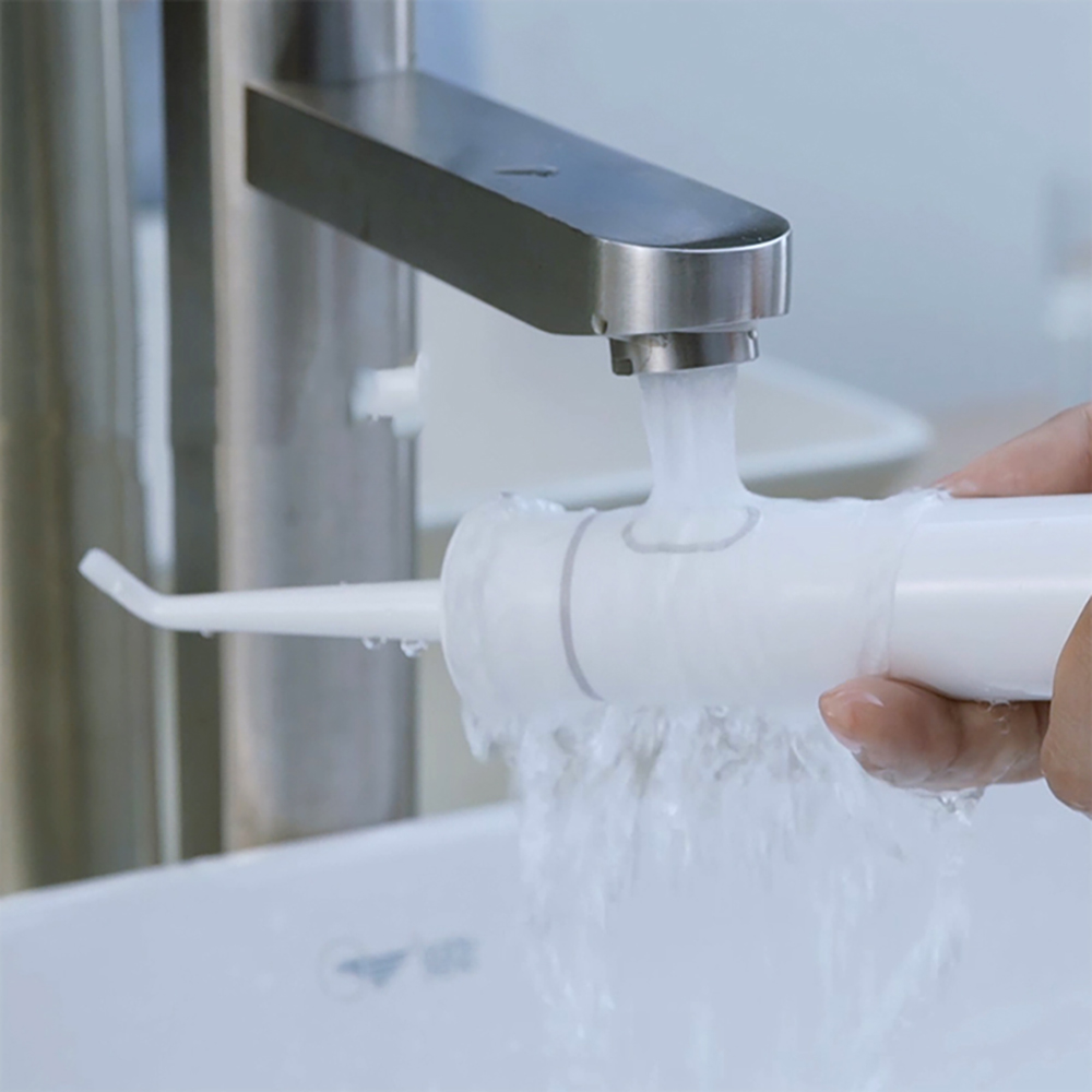 Electric Dental Oral Irrigator Household Portable Water Flosser Waterproof Portable Dental Flosser Dental Calculus Flusher