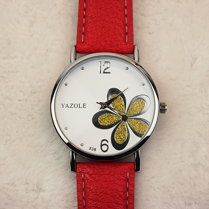 Ultra-thin Fashion Watches Women Leather Strap Flower Ladies Quartz Wrist Watch